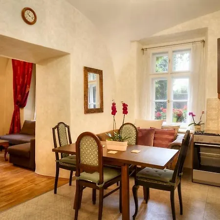 Abbot's Apartmán *